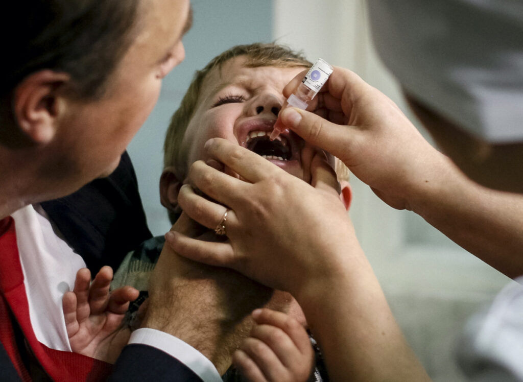 Ukraine Kyiv polio vaccine
