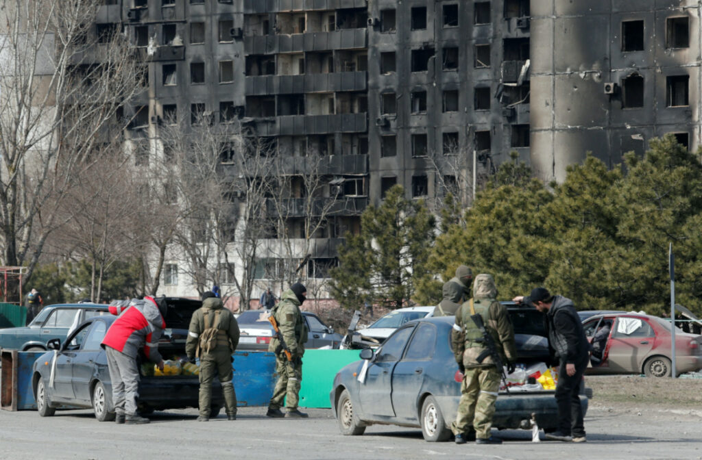 Ukraine Mariupol car searches