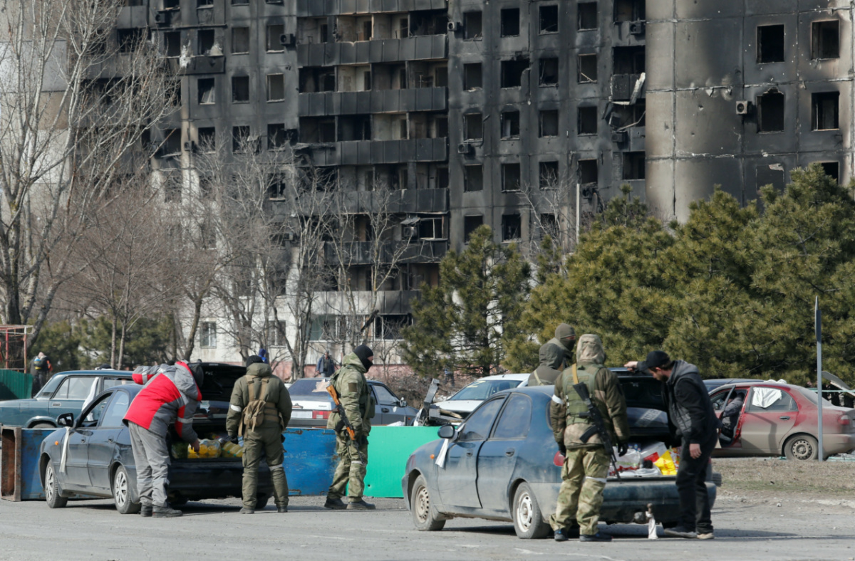 Ukraine Mariupol pro Russian checkpoint
