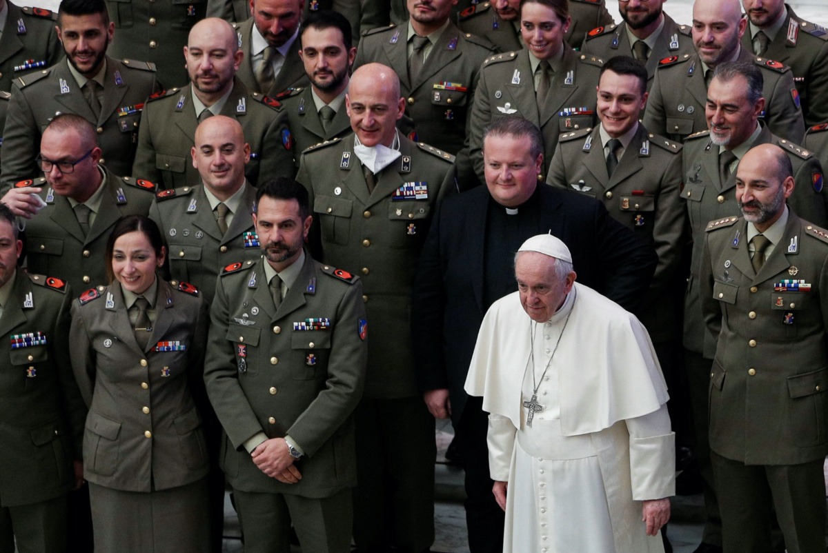 Vatican Pope with members of Italian armed forces