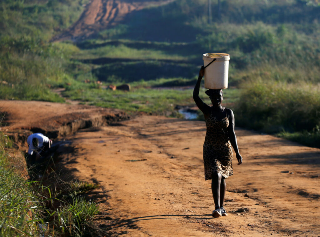 Zimbabwe Chipinge water collection