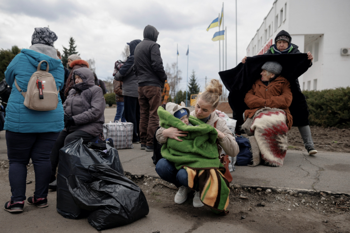Ukraine Derhachi evacuees