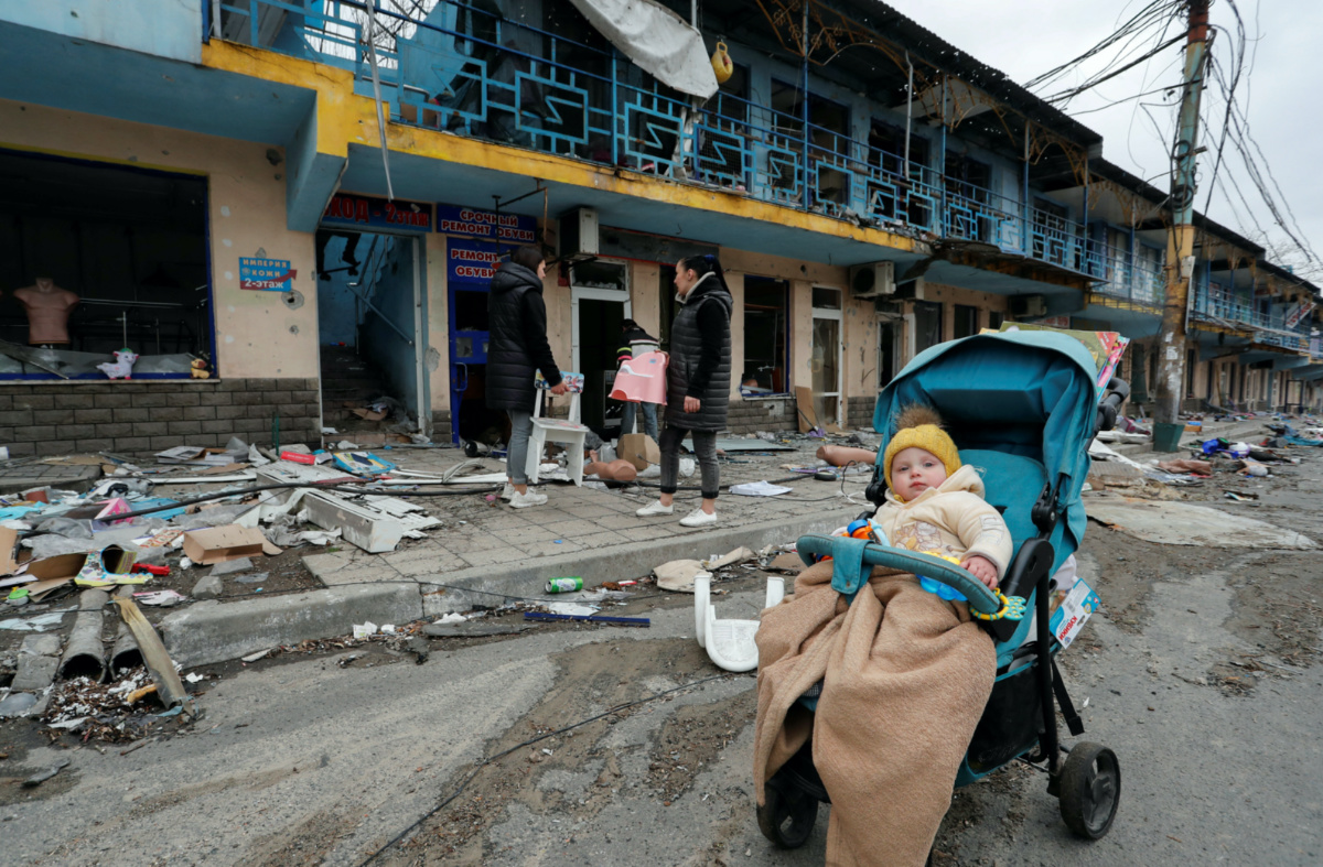 Ukraine Mariupol destroyed shopping centre