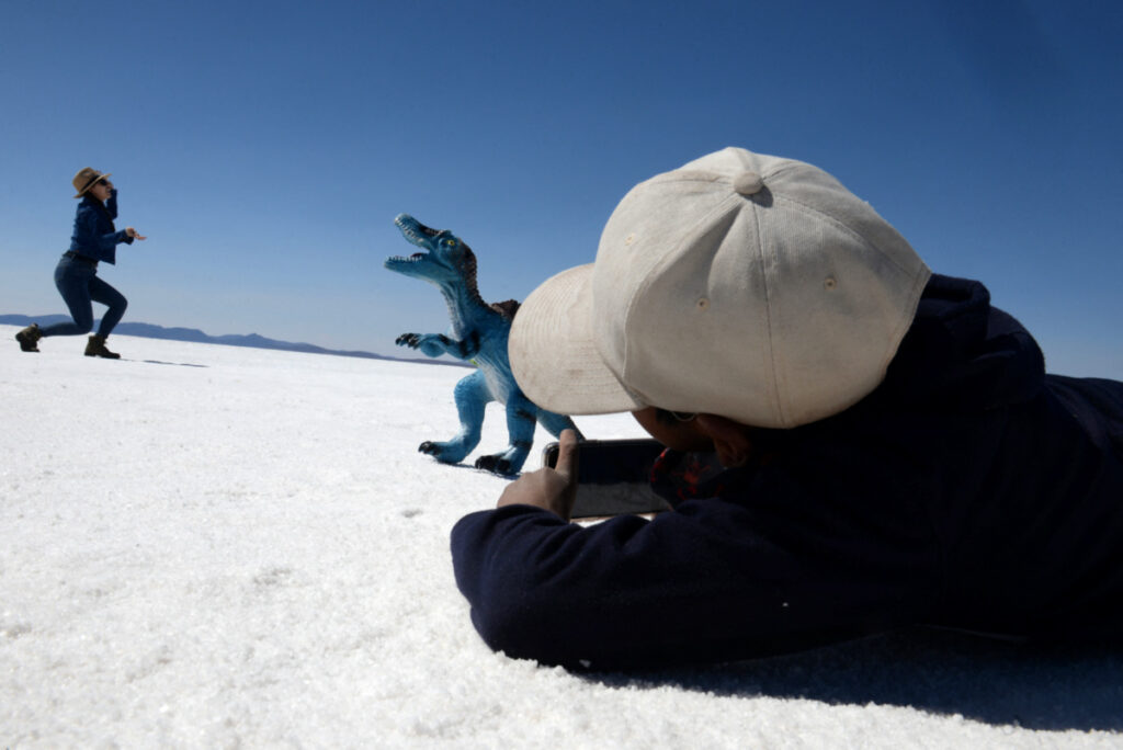 Bolivia Uyuni Salt Flat tourism1