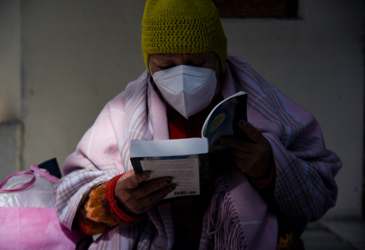 Bolivia prisons reading initiative1