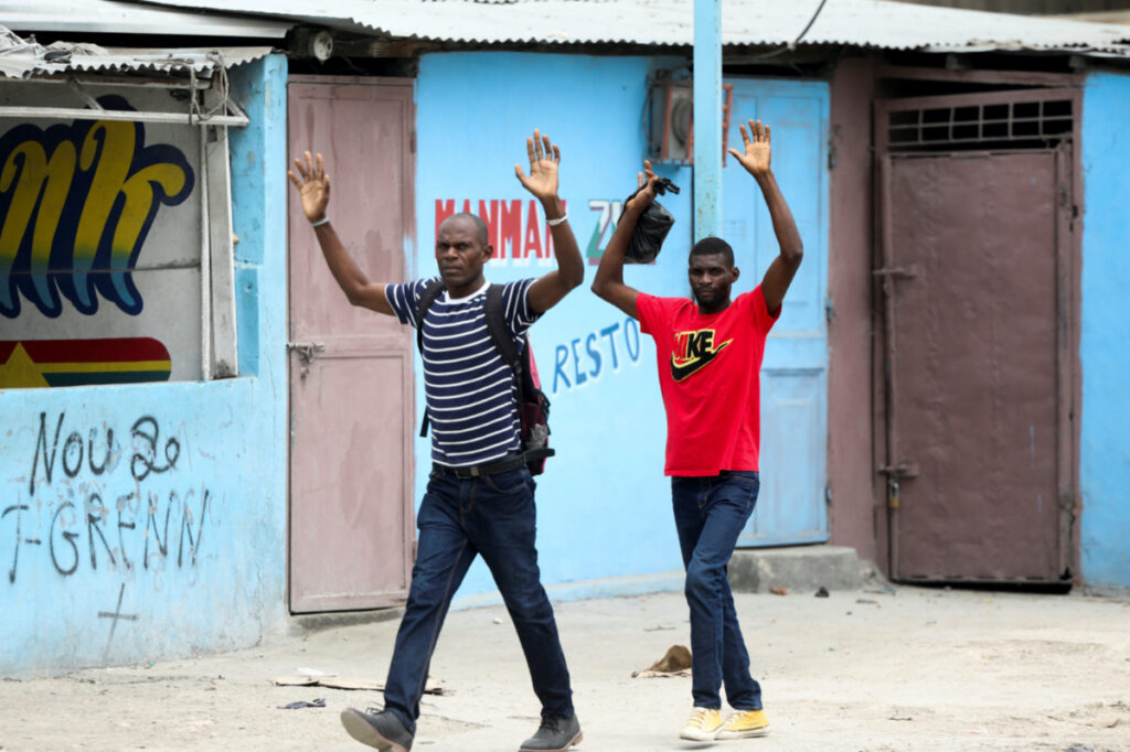 Haiti Port au Prince residents fleeing violence