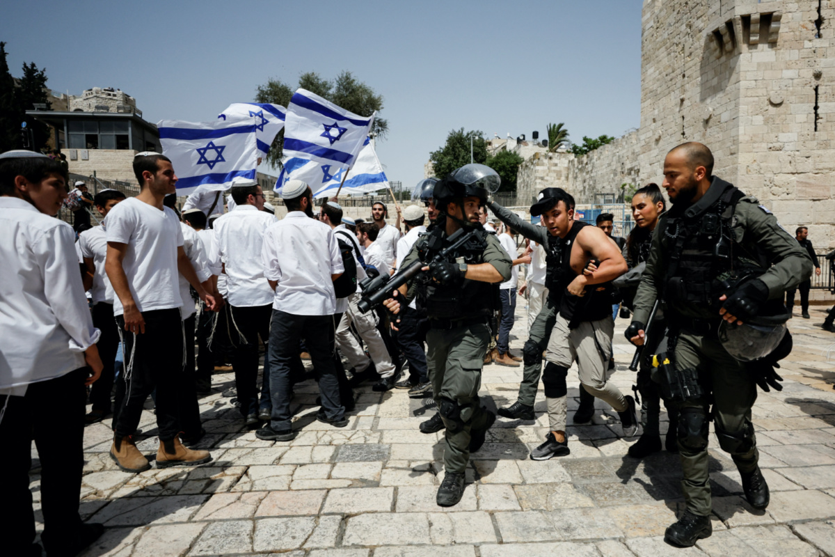 Israel Jerusalem Old City police detain Palestinian