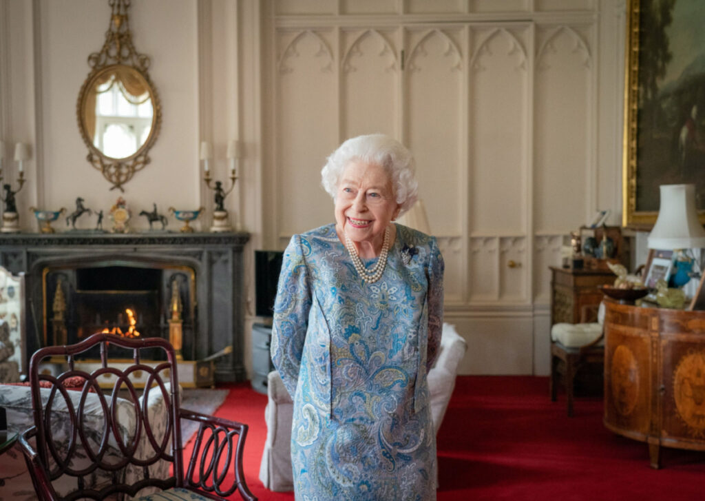 UK Queen Elizabeth II 28 Apr 2020