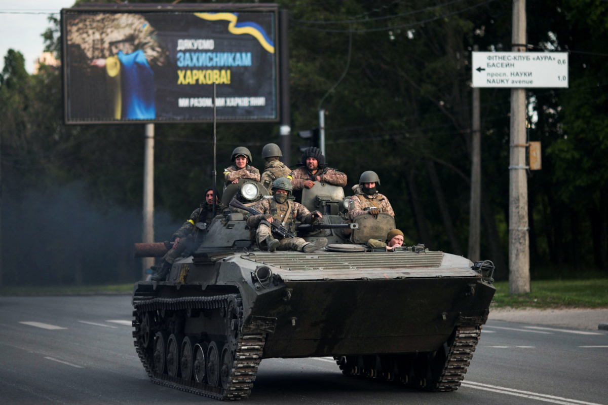 Ukraine Kharkiv Ukrainian servicemen
