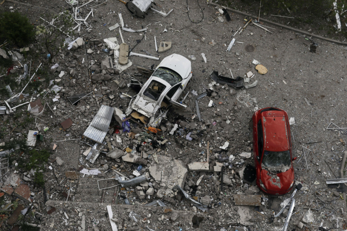 Ukraine Kharkiv damaged cars