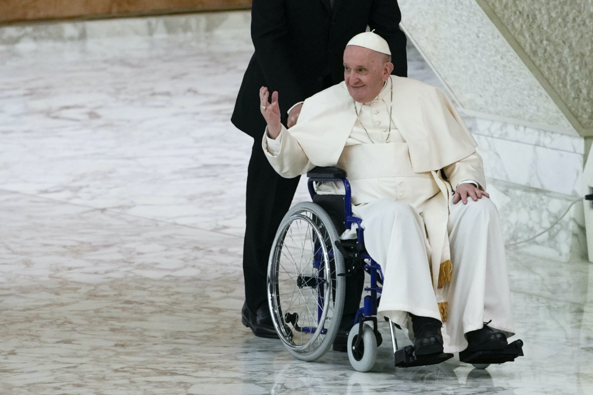 Vatican Paul VI Hall Pope in a wheelchair
