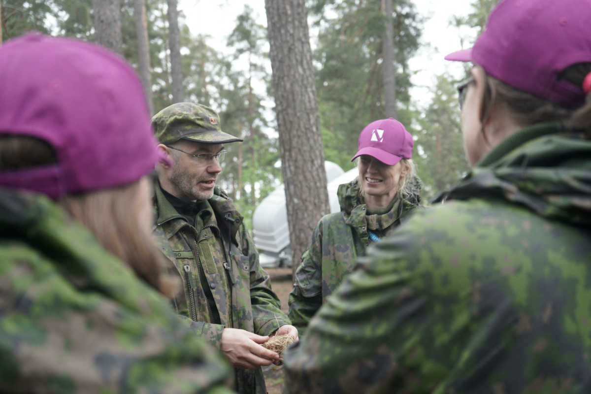 Finland civil defence women2