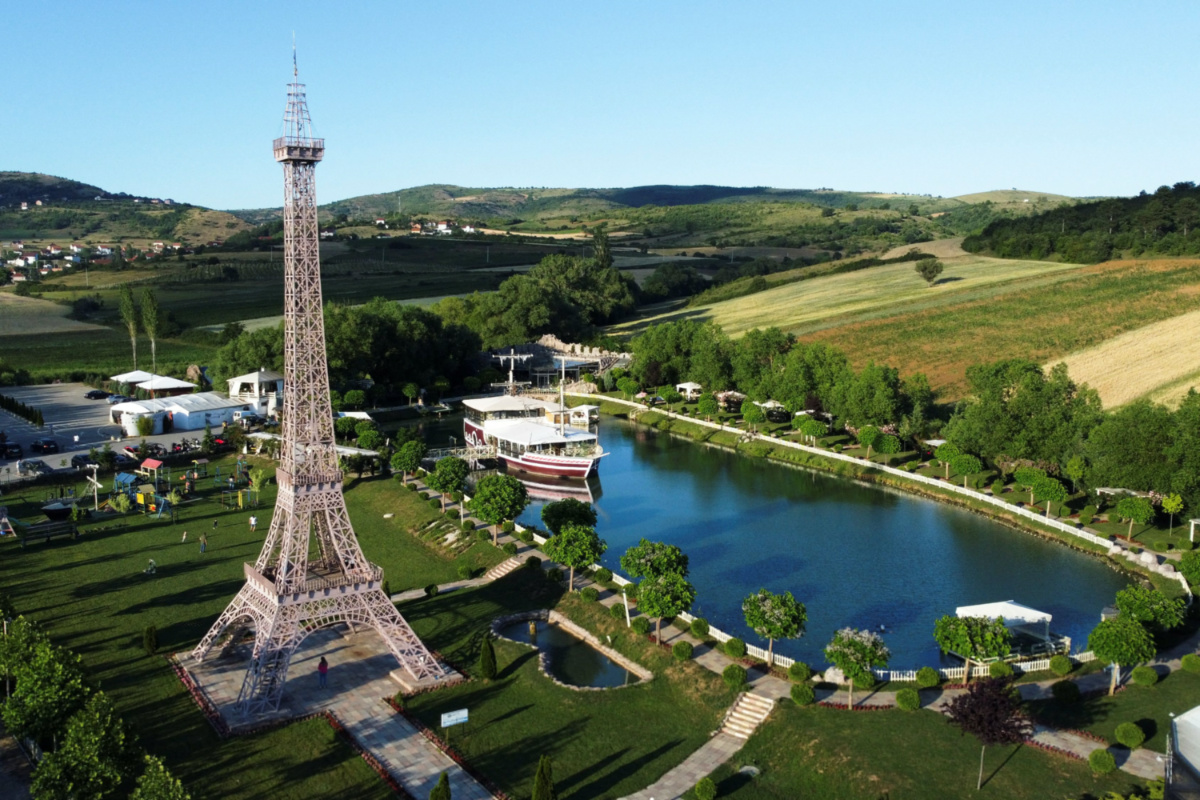 Kosovo Janjeve Eiffel Tower