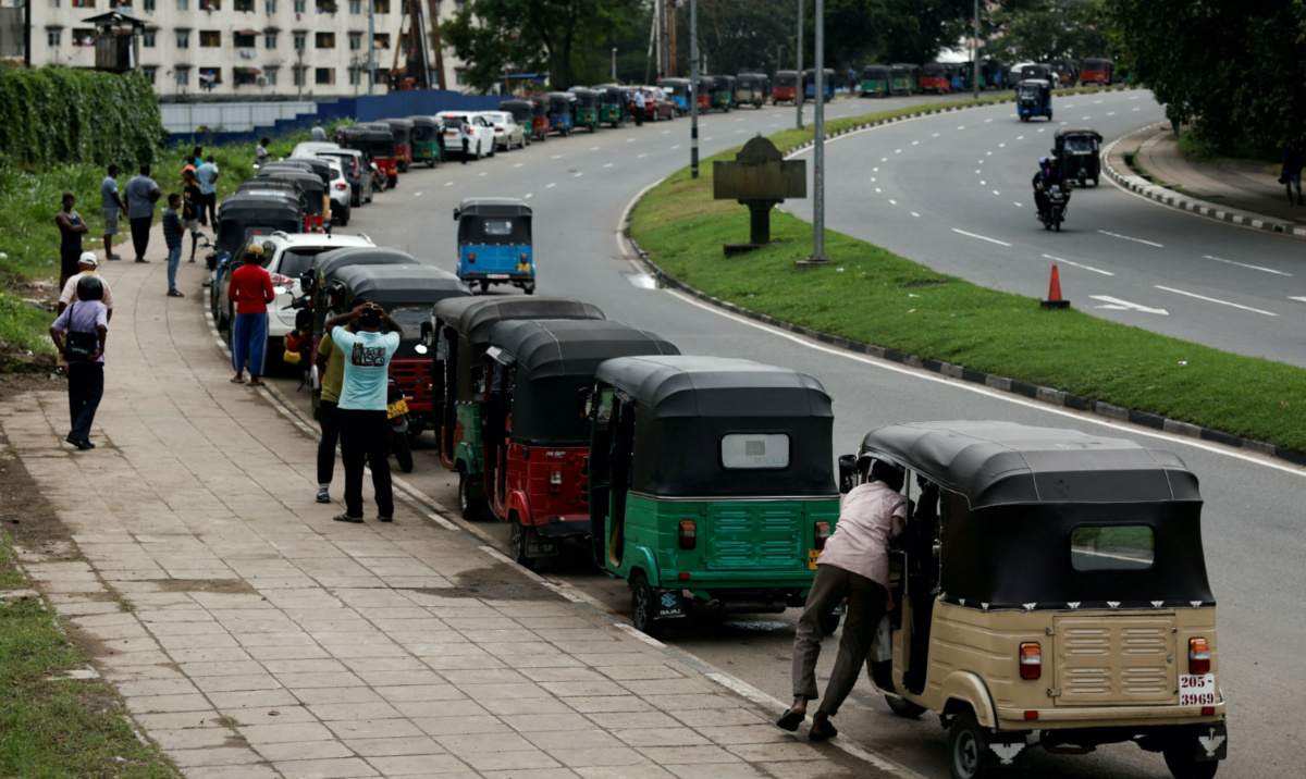 Sri Lanka Colombo three wheelers