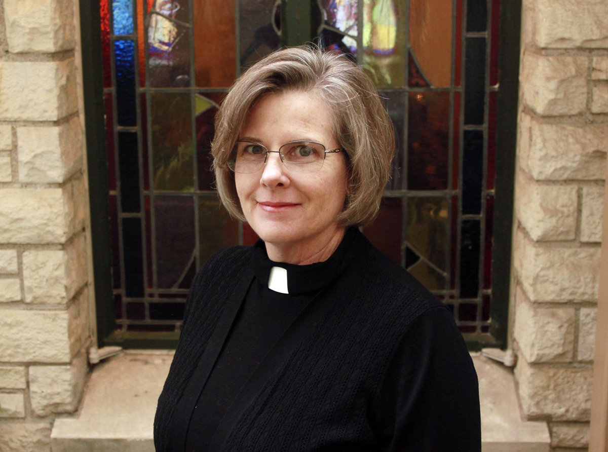 US Rev Deanna Hollas