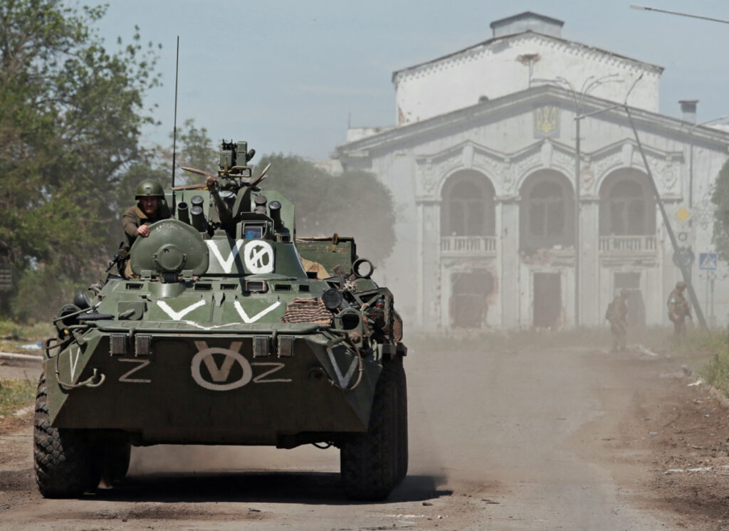 Ukraine Popasna pro Russian troops