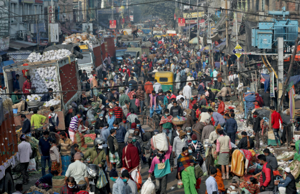 India Kolkata street scene