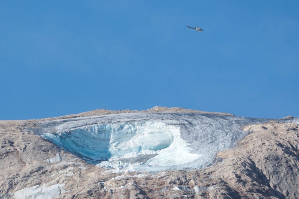 Italy Marmolada glacier collapse