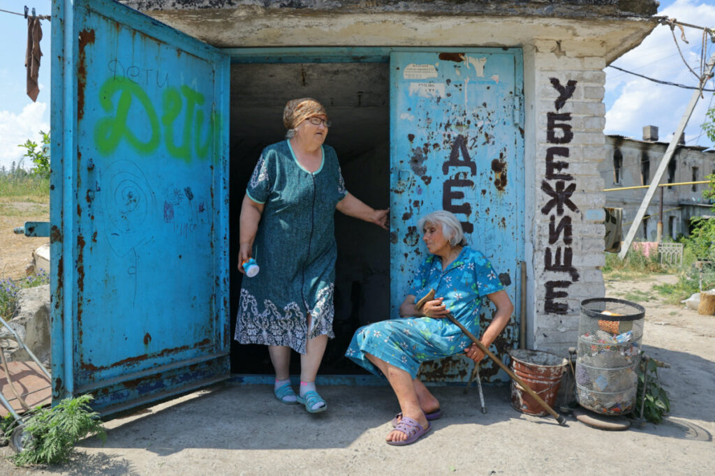 Ukraine Lysychansk bomb shelter