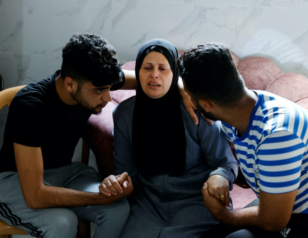 Gaza Jabalya refugee camp grieving mother