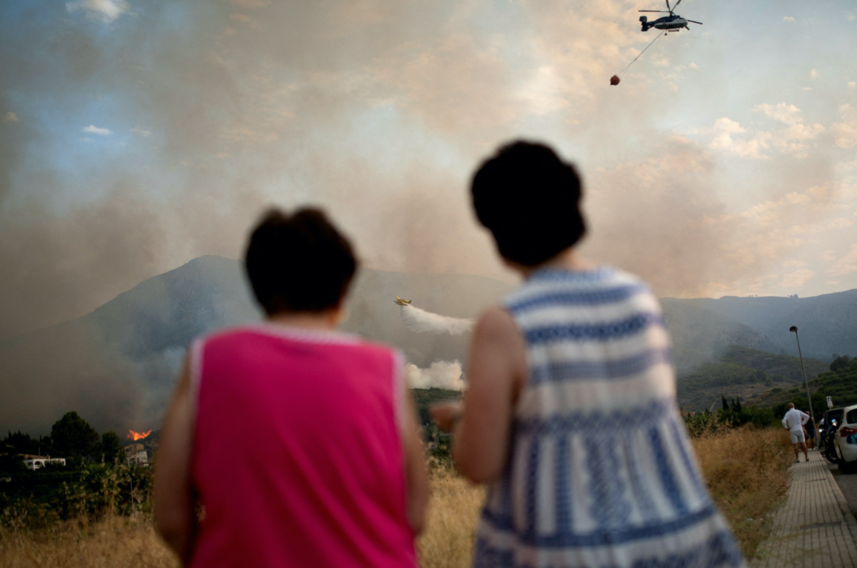 Spain wildfire near Pego