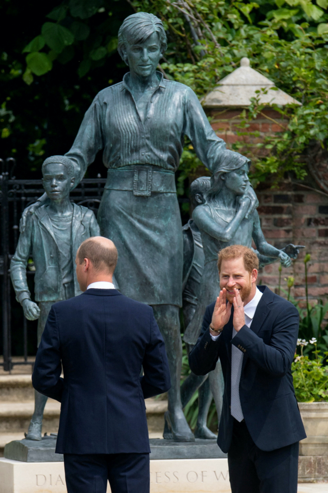 UK London Diana statue