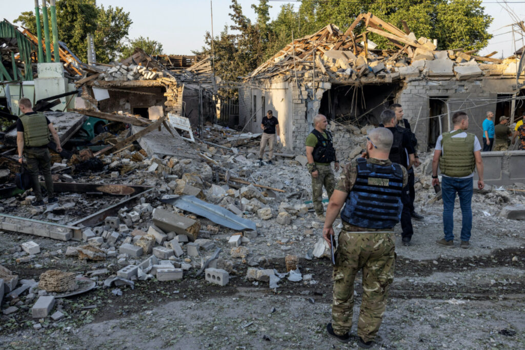 Ukraine Mykolaiv damaged buildings