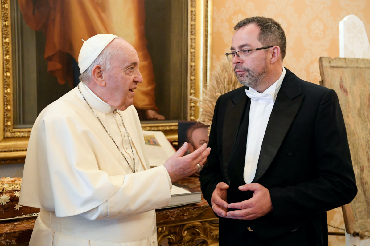 Vatican Pope Francis and Ukraine ambassador Andriy Yurash