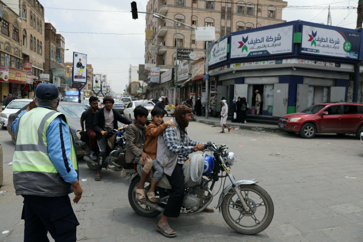 Yemen Sanaa street scene3