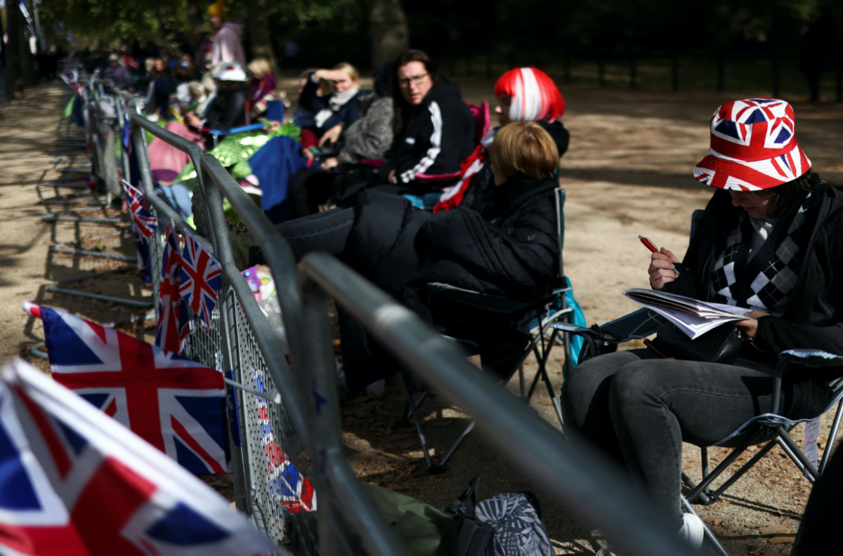 UK London camped out on funeral route
