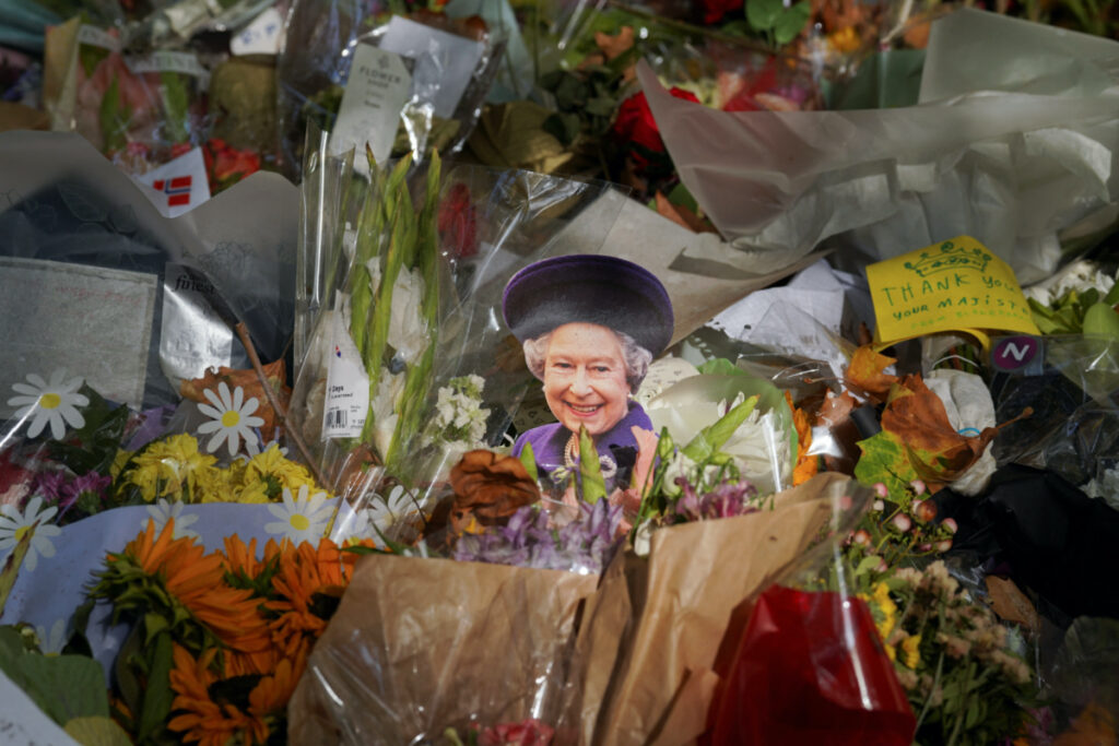 UK London Green Park Queen Elizabeth II tribute