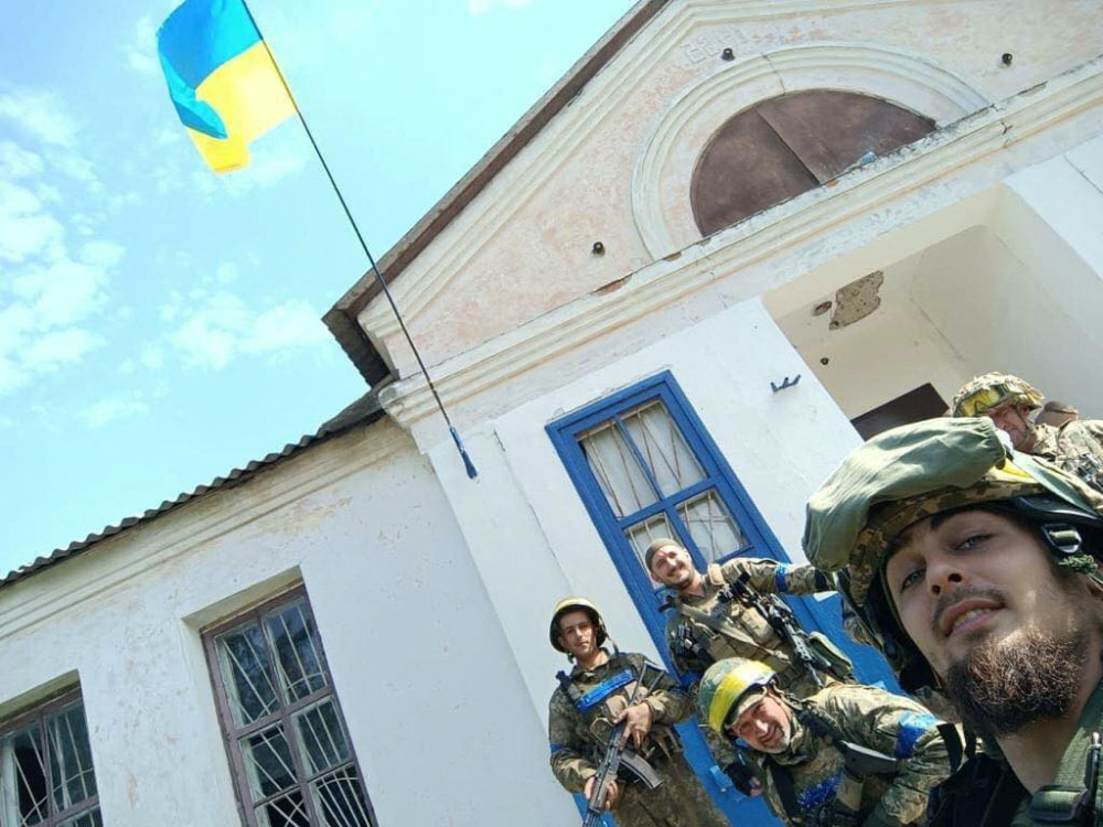 Ukraine Vasylenkove flag