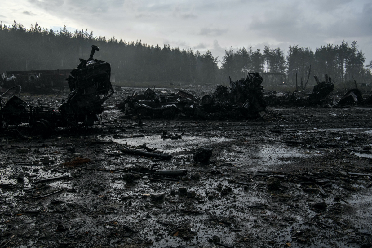 Ukraine Izium Russian vehicle wreckage