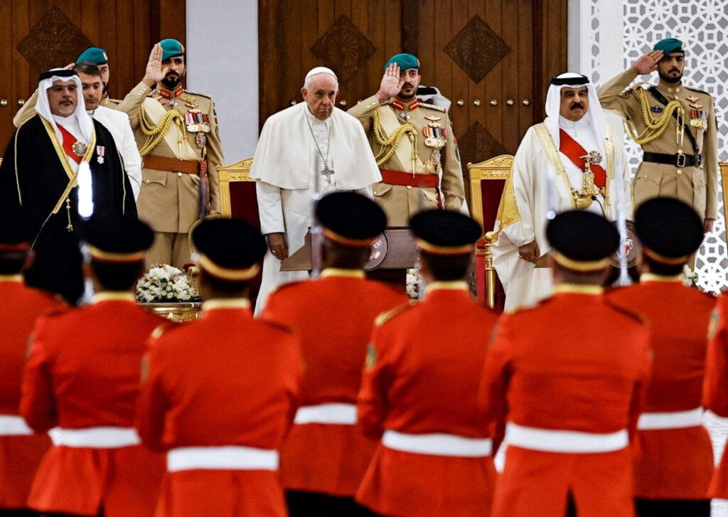 Bahrain Sakhir Palace Pope Francis Crown Prince Salman bin Hamad Al Khalifa and King Hamad bin Isa Al Khalifa