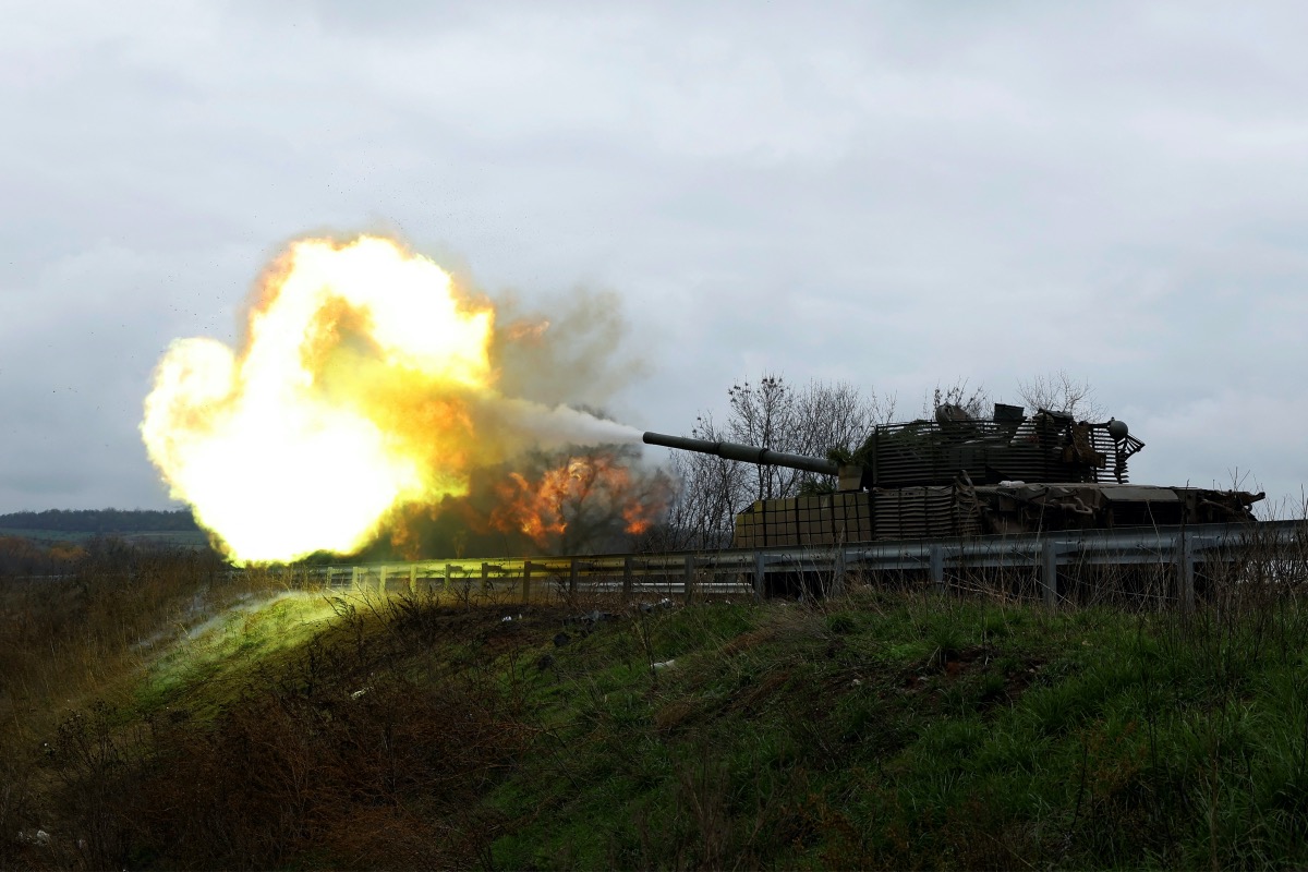 Ukraine Bakhmut tank firing