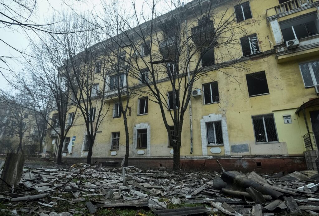Ukraine Dnipro impacted building