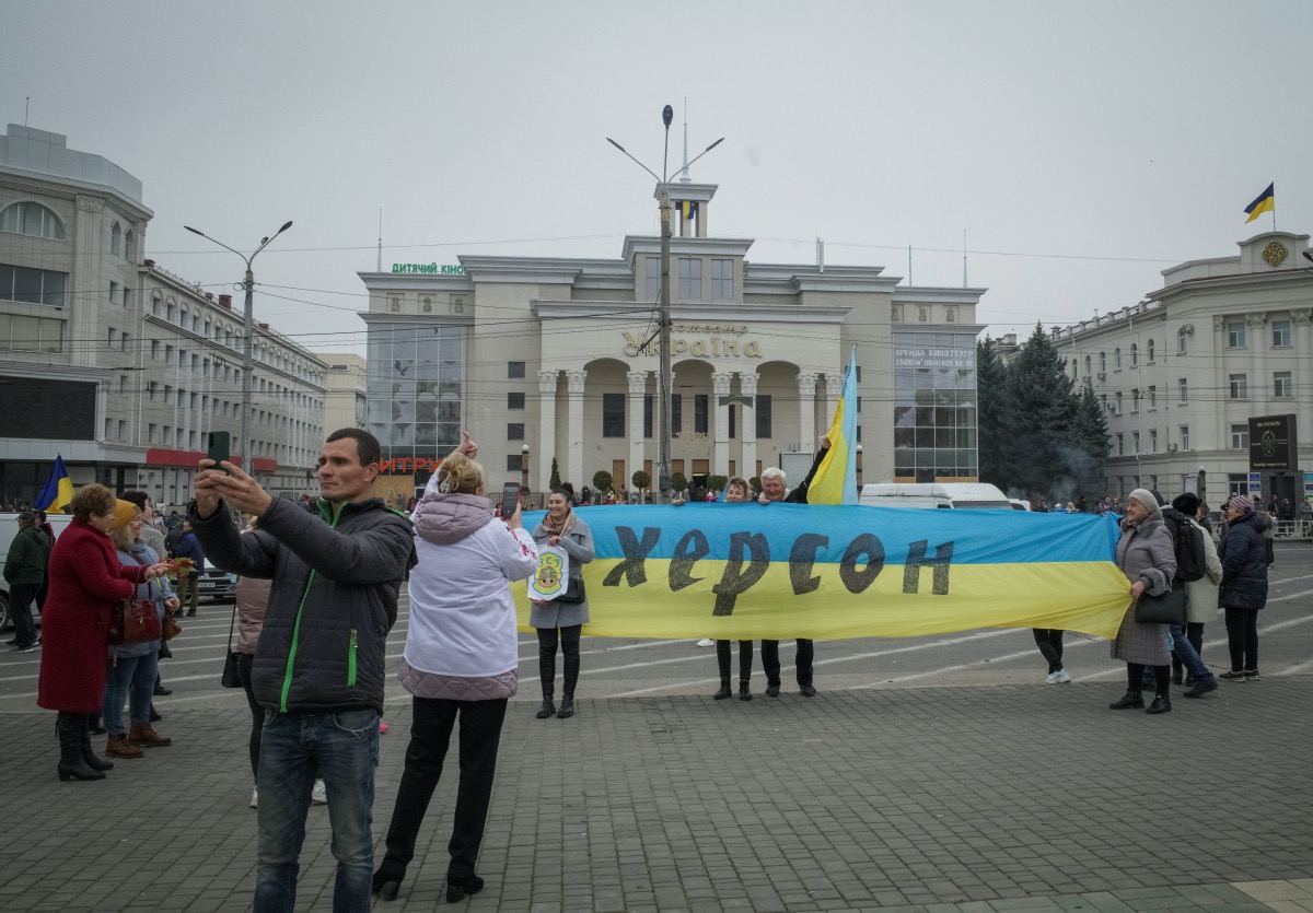 Ukraine Kherson celebration1