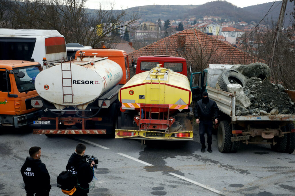 Kosovo Mitrovica roadblock
