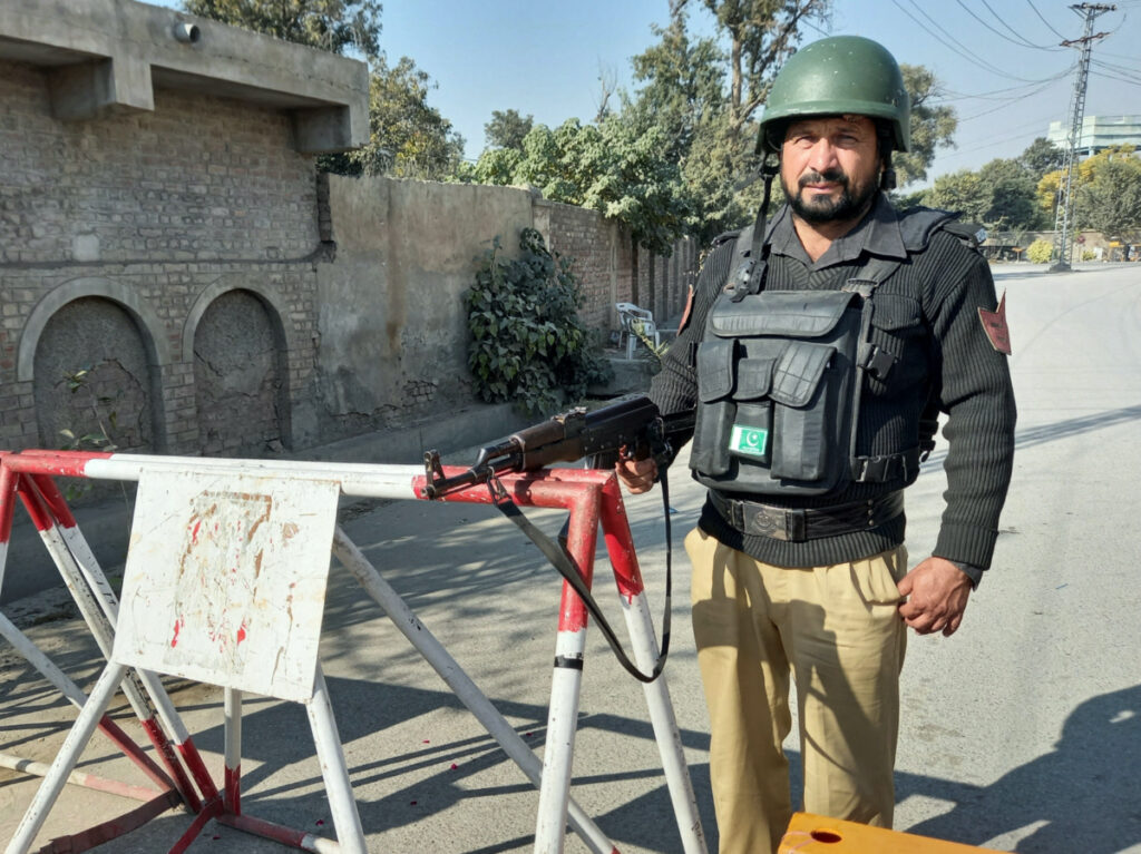 Pakistan Bannu police road block