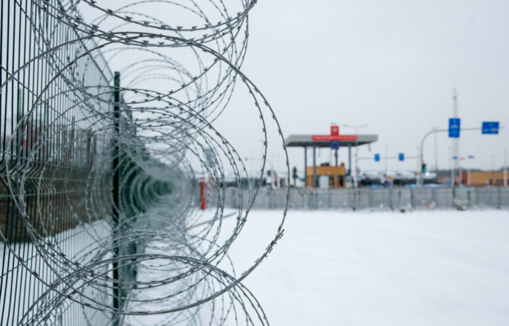 Belarus Polish border checkpoint