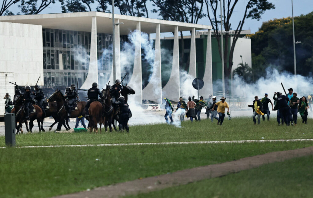 Brazil Brasilia clashes