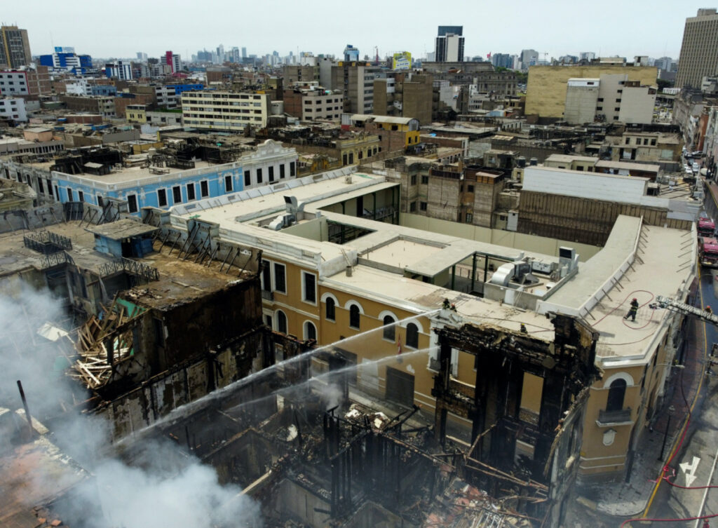 Peru Lima building fire