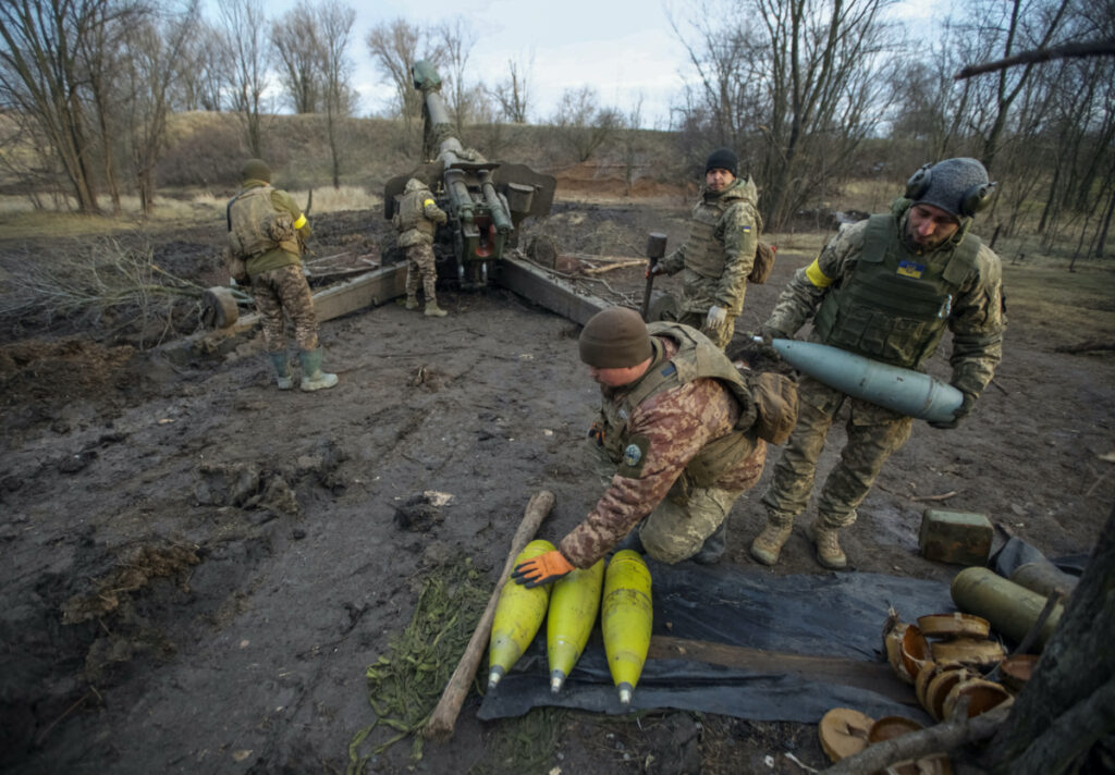 Ukraine Donetsk cannon shells
