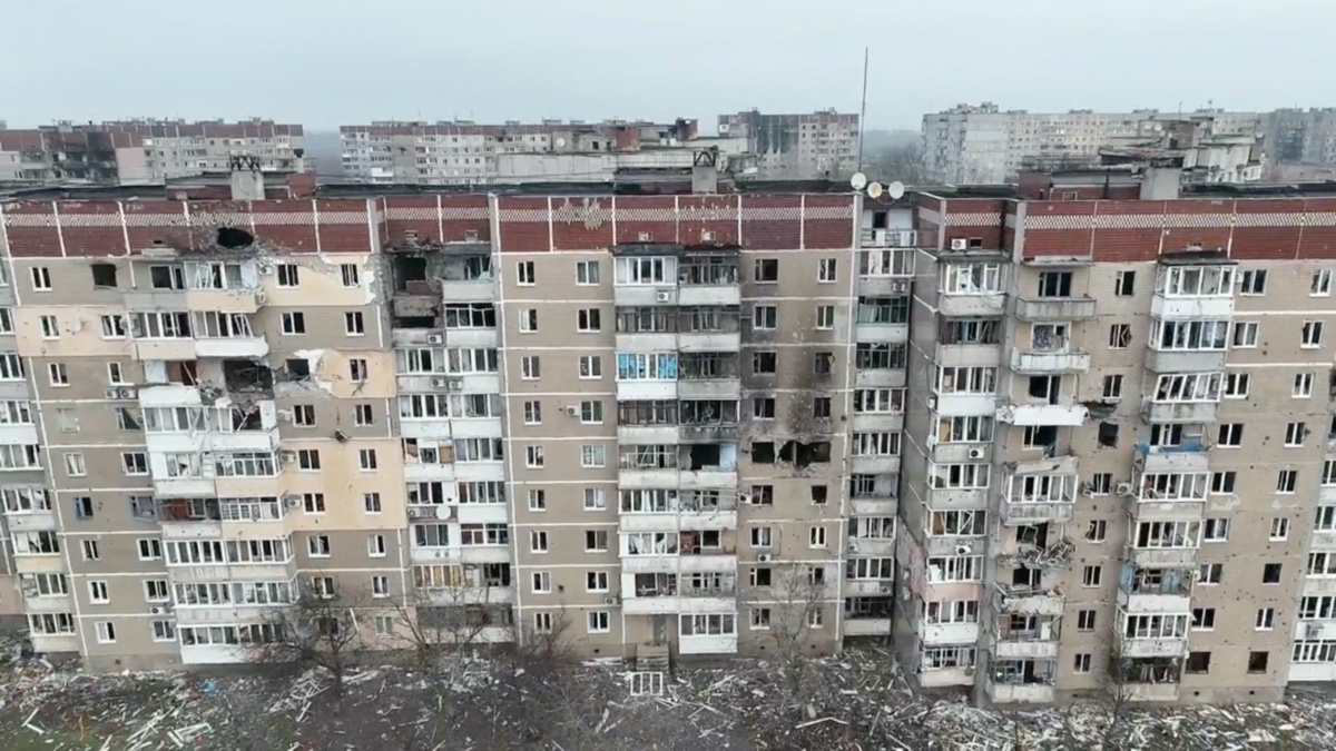 Ukraine Vuhledar damaged buildings
