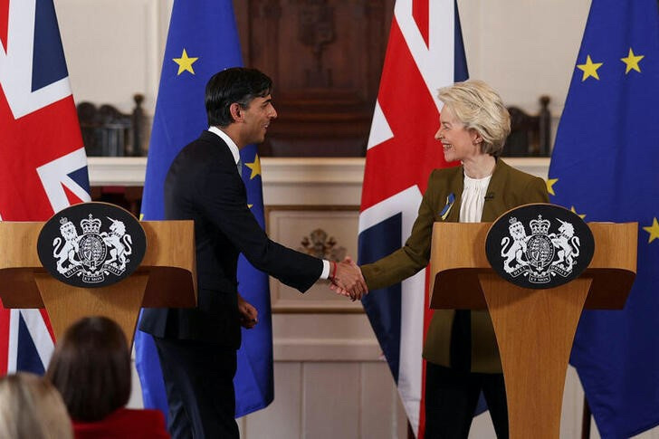 British Prime Minister Rishi Sunak and European Commission President Ursula von der Leyen shake hands as they hold a news conference at Windsor Guildhall, Britain, February 27, 2023.