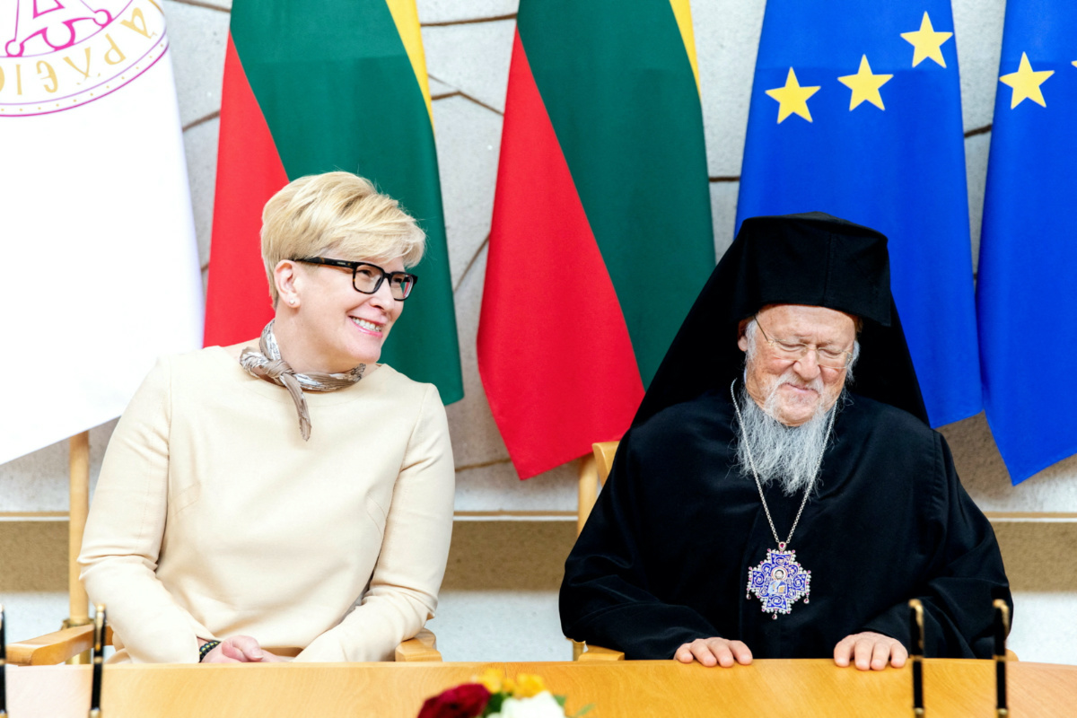 FILE PHOTO: Lithuanian Prime Minister Ingrida Simonyte and Constantinople Ecumenical Patriarch Bartholomew meet at the Lithuanian government head office in Vilnius, Lithuania, March 21, 2023. Lithuanian Prime Minister's Office/Laima Penek/Handout via REUTERS/File Photo