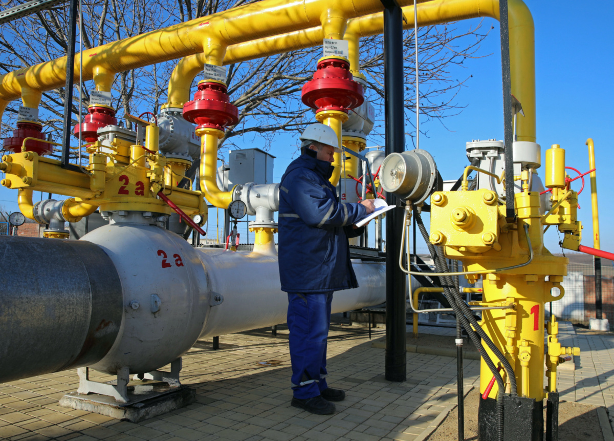 An employee works at the Chisinau-1 gas distribution plant of Moldovatransgaz energy company in Chisinau, Moldova March 4, 2023. REUTERS/Vladislav Culiomza
