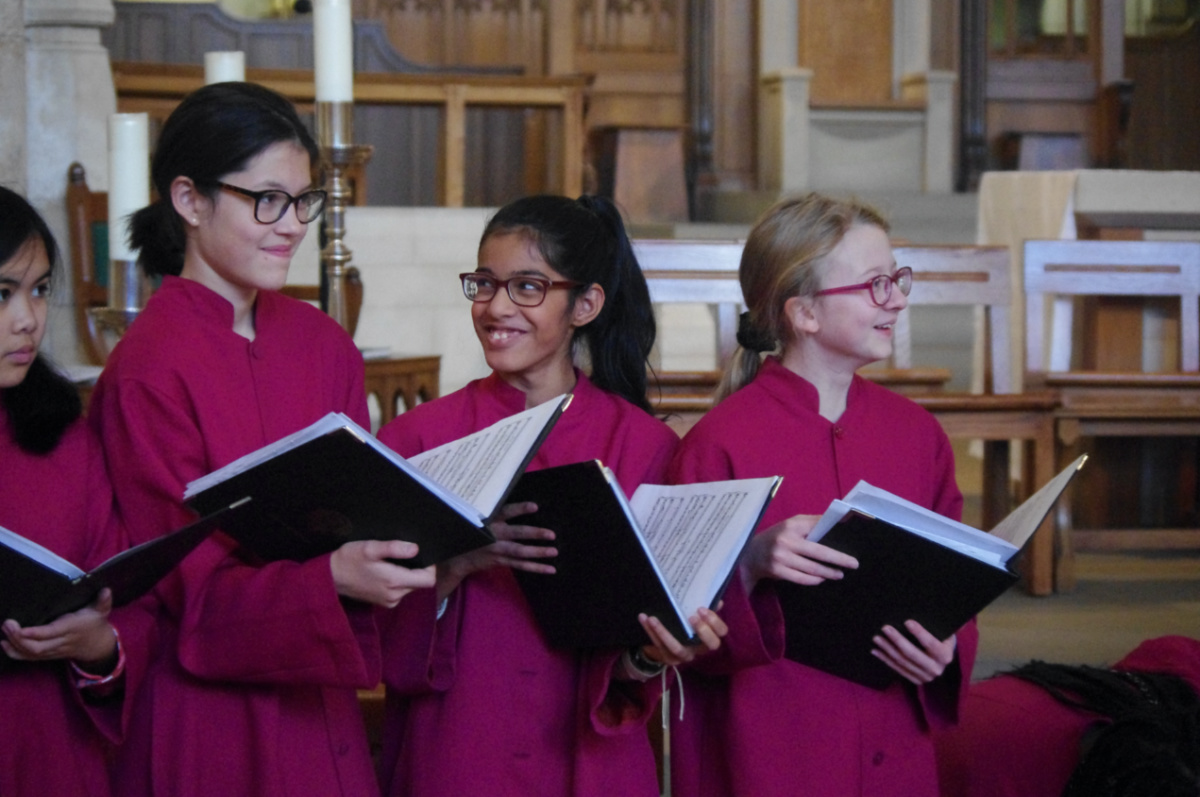 UK Leeds Cathedral Girls Choir
