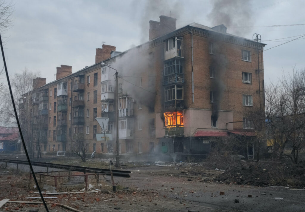 FILE PHOTO: A general view shows a building damaged by a Russian military strike, amid their attack on Ukraine, in the front line city of Bakhmut, in Donetsk region, Ukraine February 27, 2023. REUTERS/Alex Babenko
