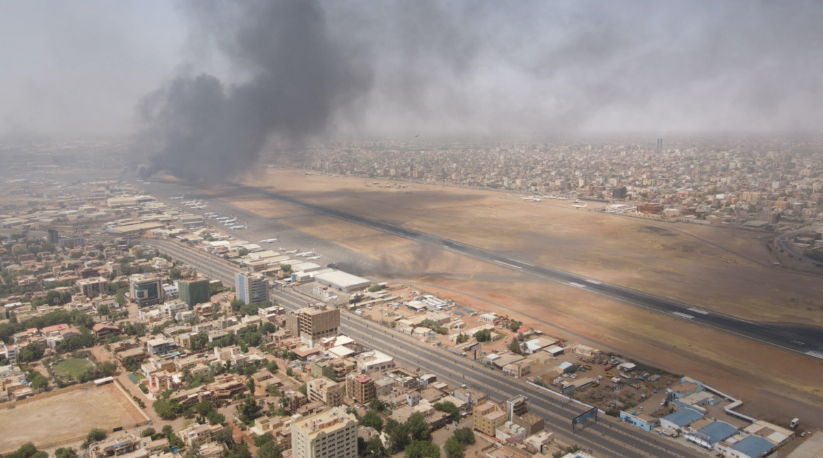 Smoke rises over the city as army and paramilitaries clash in power struggle, in Khartoum, Sudan, on 15th April, 2023 in this picture obtained from social media. 